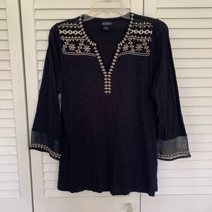 Lucky Brand top/ lovely detail